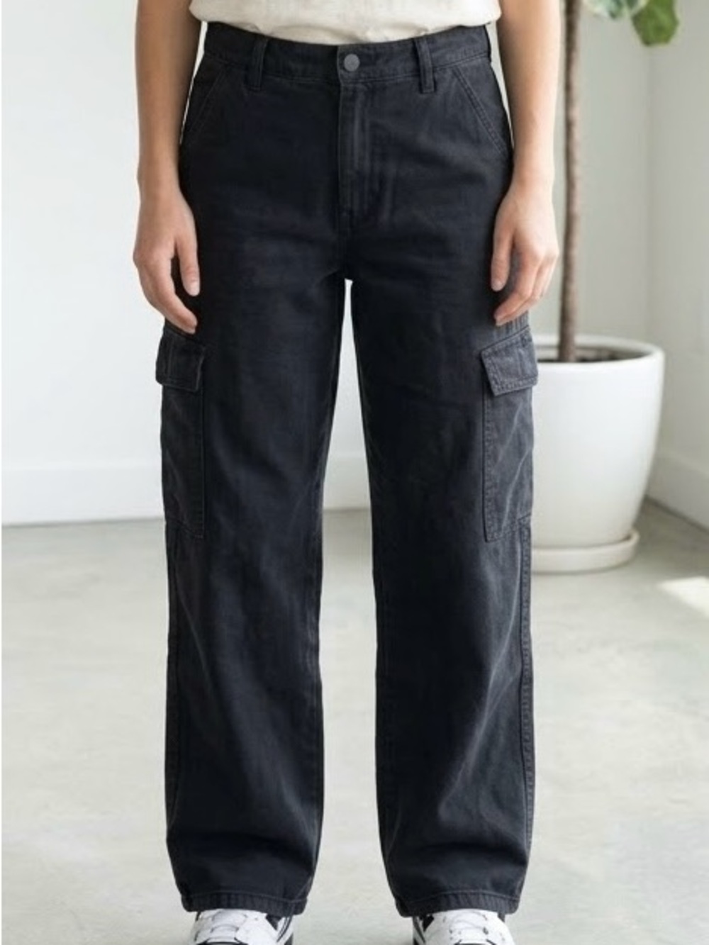 NWT Levi's Baggy Dad Cargos W28 L30 Black Mid Rise Non-Stretch Streetwear Pants